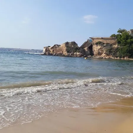 Maison Vue Sur La Casamore بيت للعطل أوغوستا